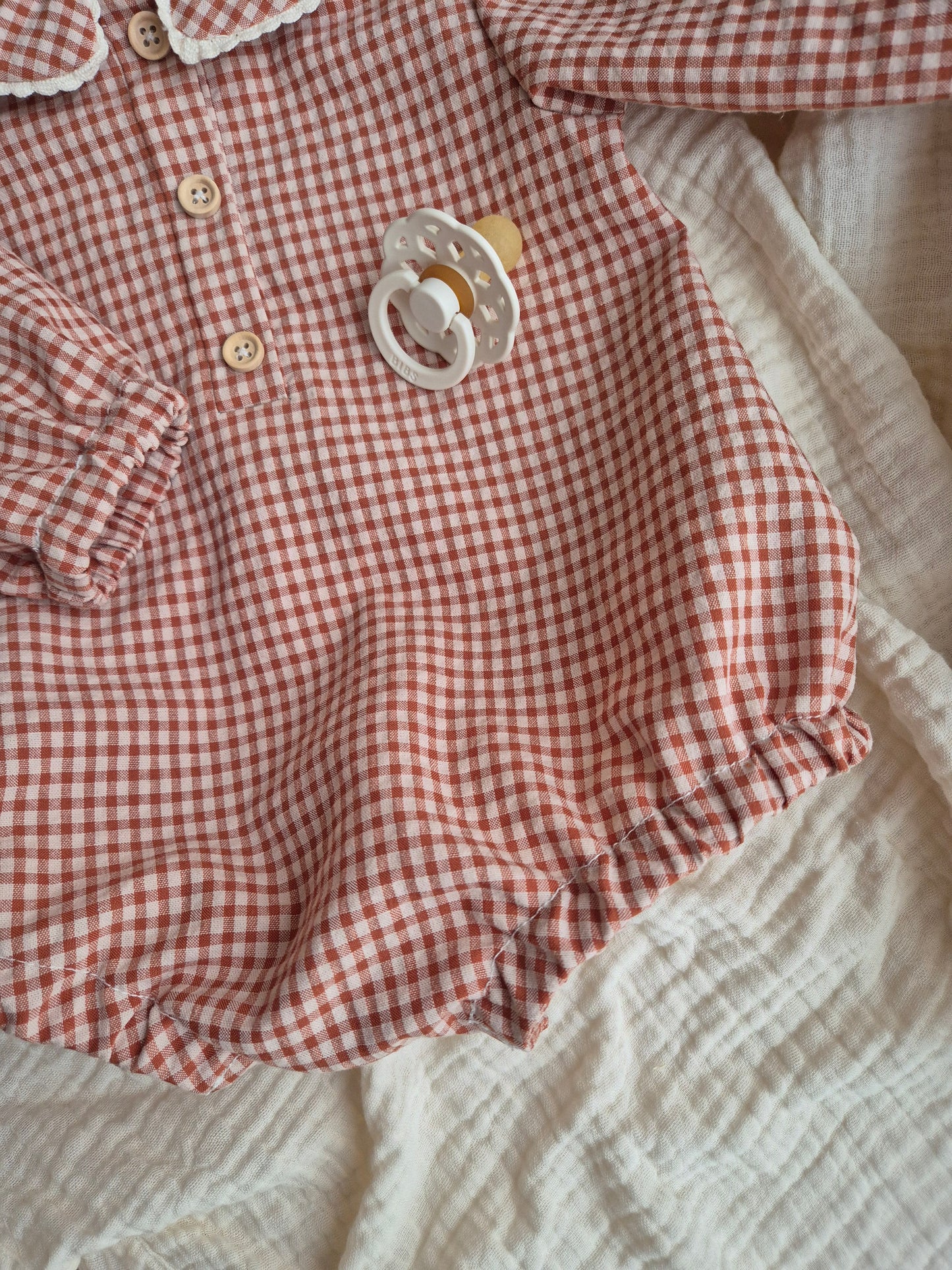 Romper - mini gingham carrot cake