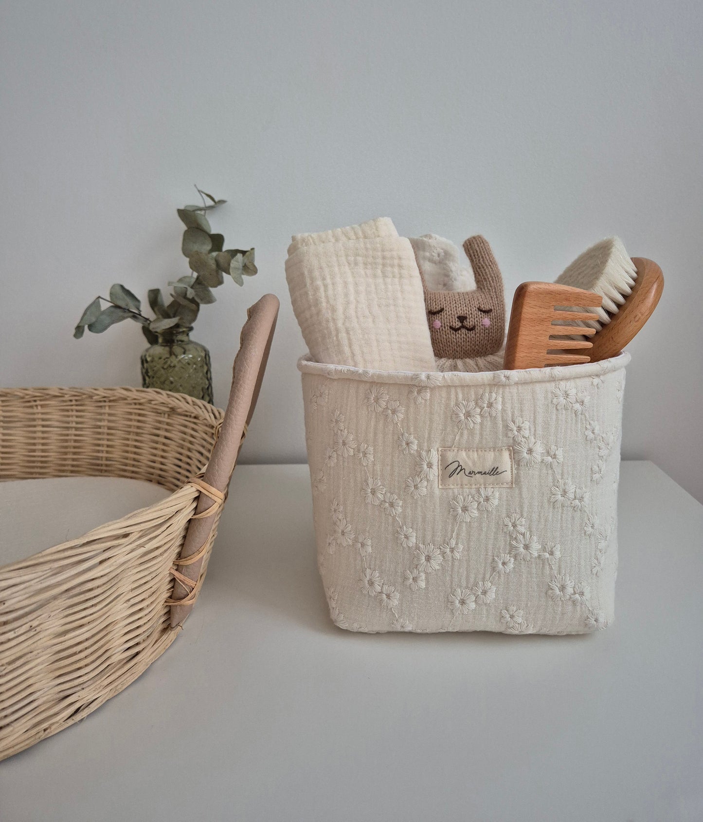Panière de rangement - gaze brodée